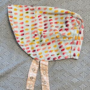 Urban baby bonnet reversible sun bonnet in watercolor strokes